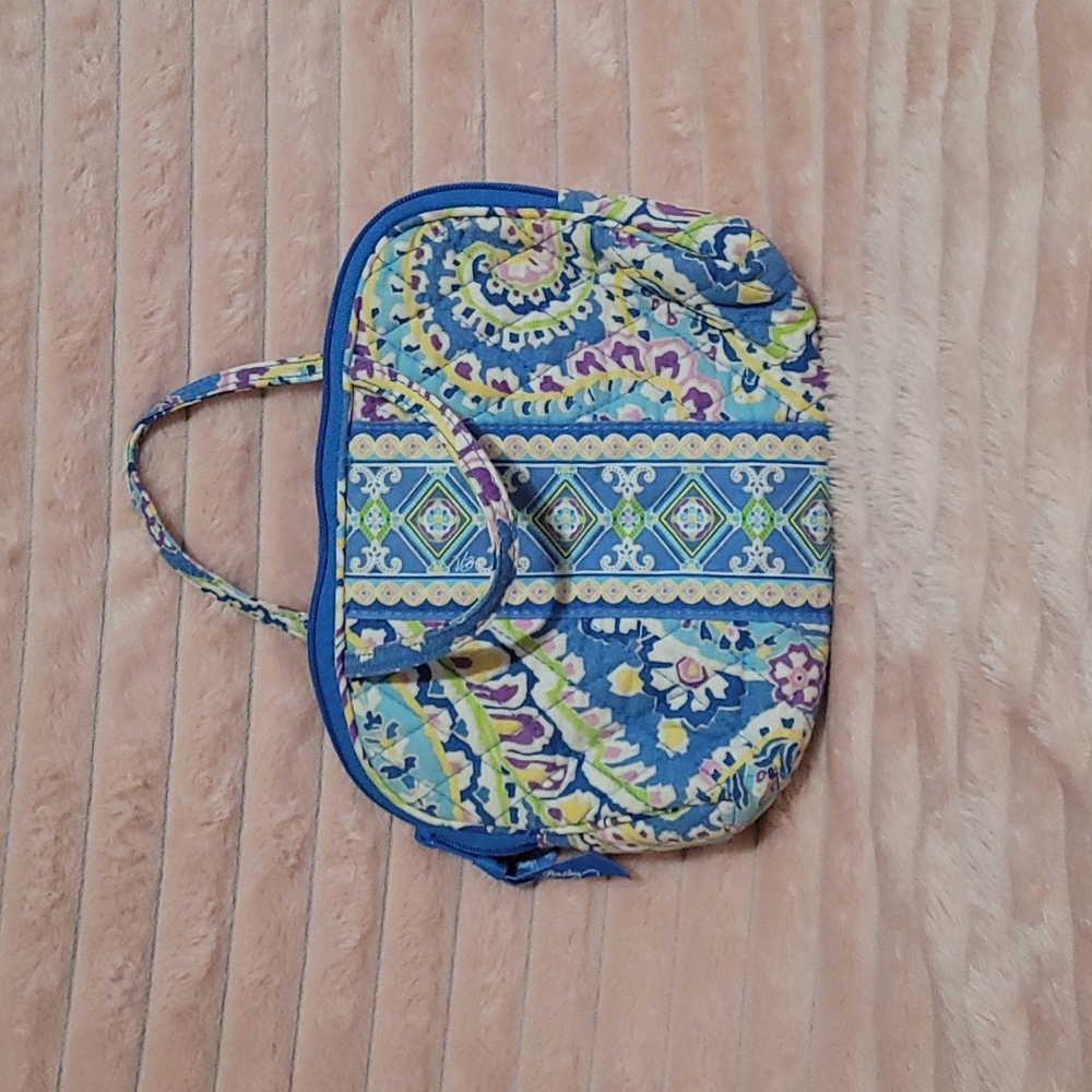 VERA BRADLEY TRAVEL TOILETRY BAG